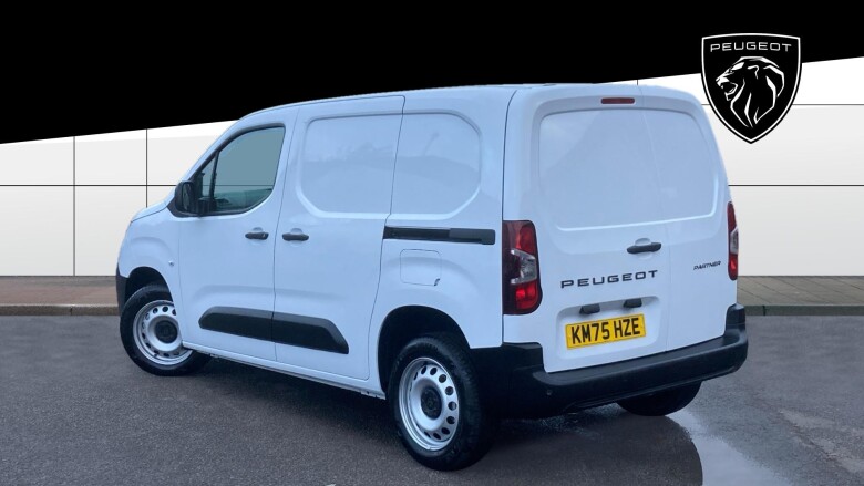 Peugeot Partner Standard Diesel 1.5 BlueHDi 100 Professional Plus Van